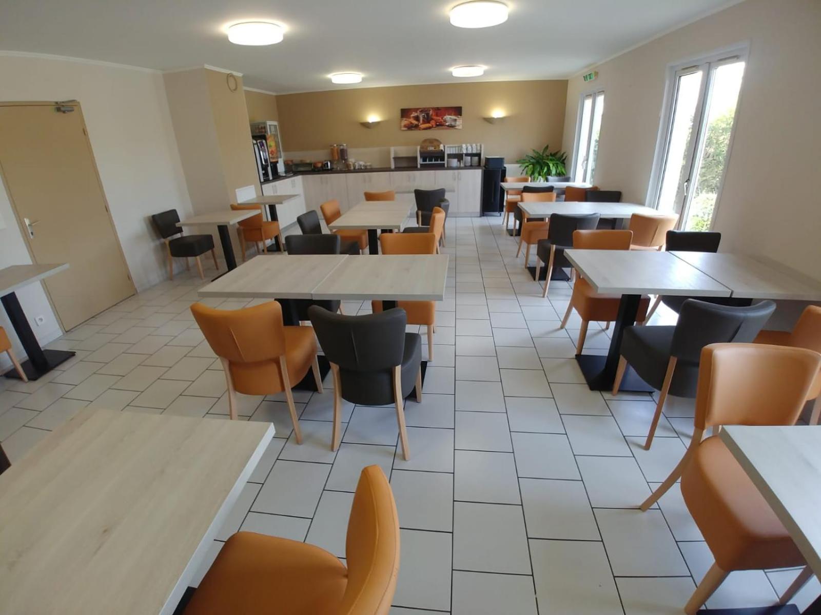Hotel Altina Pacy-sur-Eure Luaran gambar