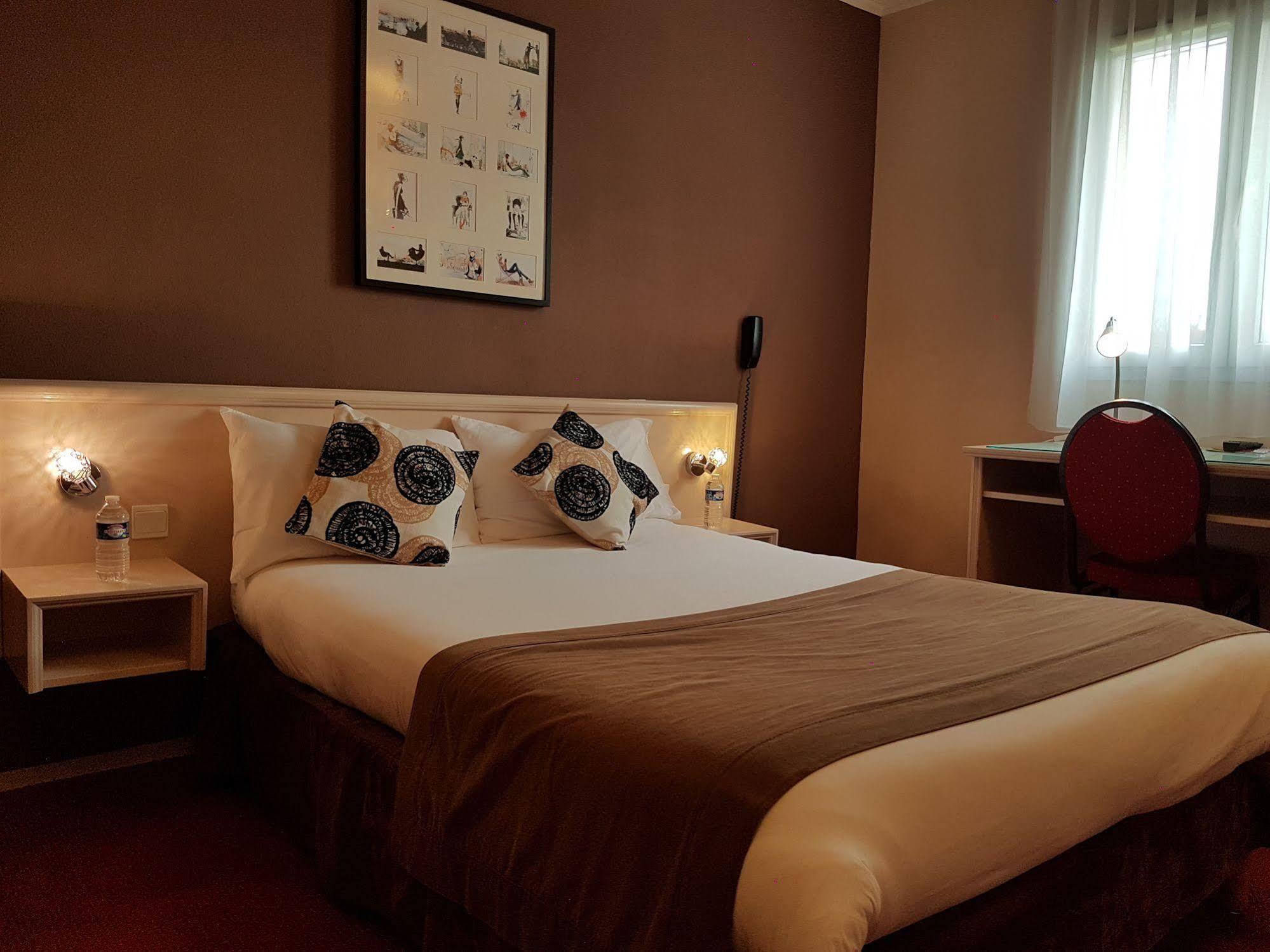 Hotel Altina Pacy-sur-Eure Luaran gambar