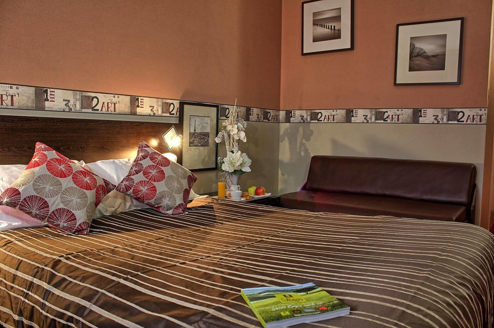 Hotel Altina Pacy-sur-Eure Luaran gambar
