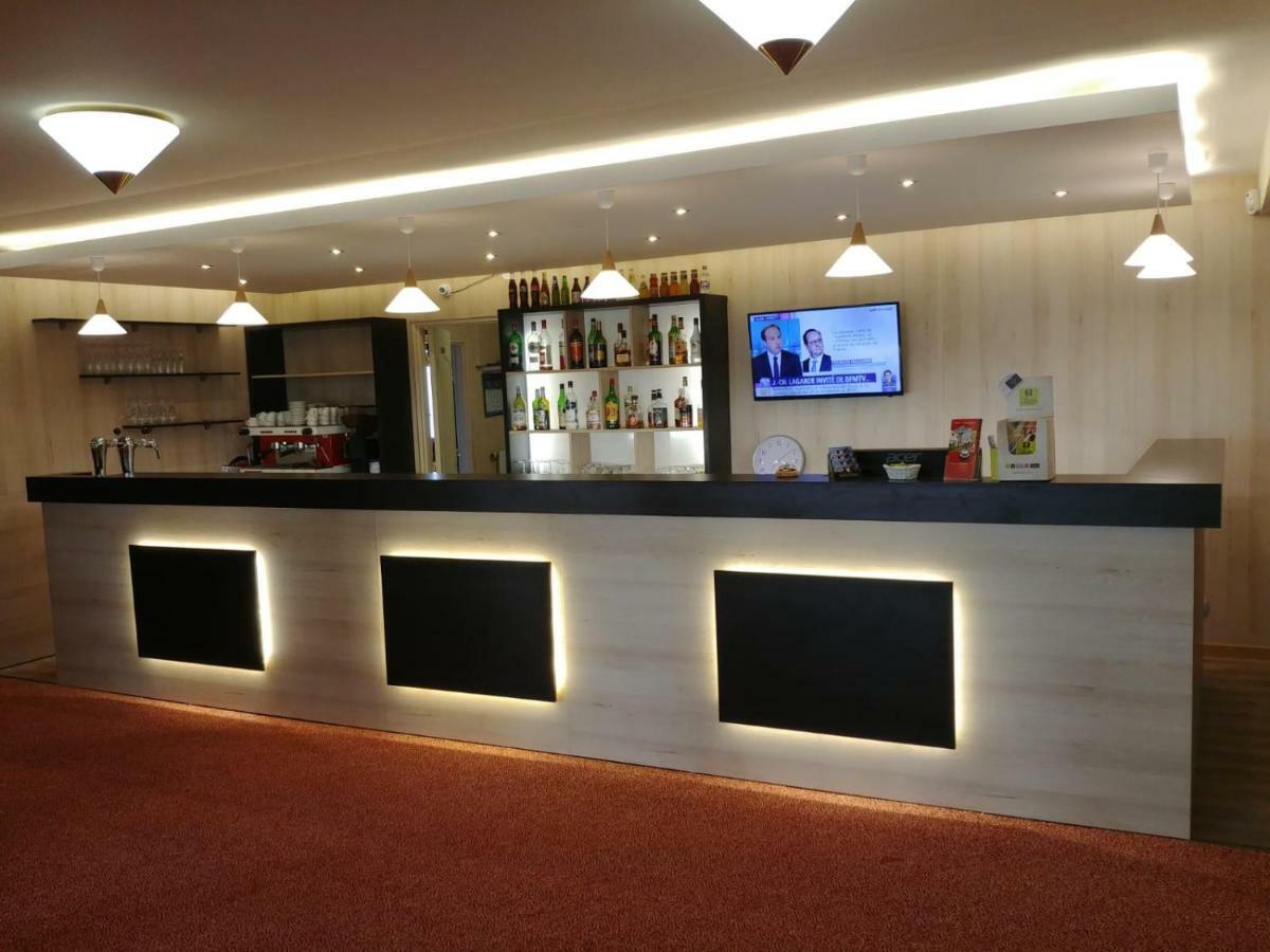 Hotel Altina Pacy-sur-Eure Luaran gambar