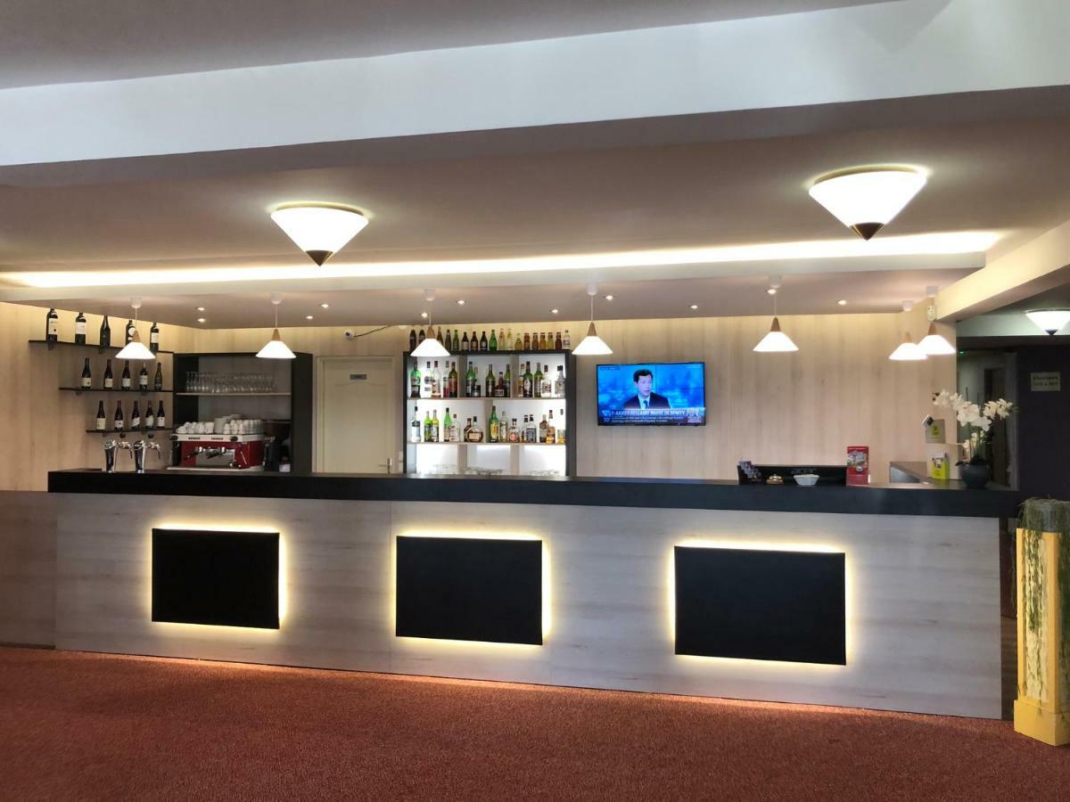 Hotel Altina Pacy-sur-Eure Luaran gambar